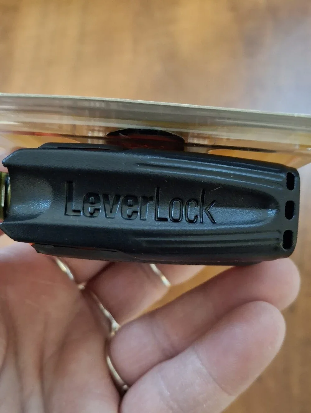 Stanley LeverLock 12 ft. L X 0.5 in. W Compact Tape Measure 1 pk - Picture 4 of 12